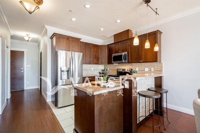260725100524_4 Kitchen.jpg